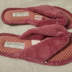 Jessica Simpson Pink Plush Women's Slippers